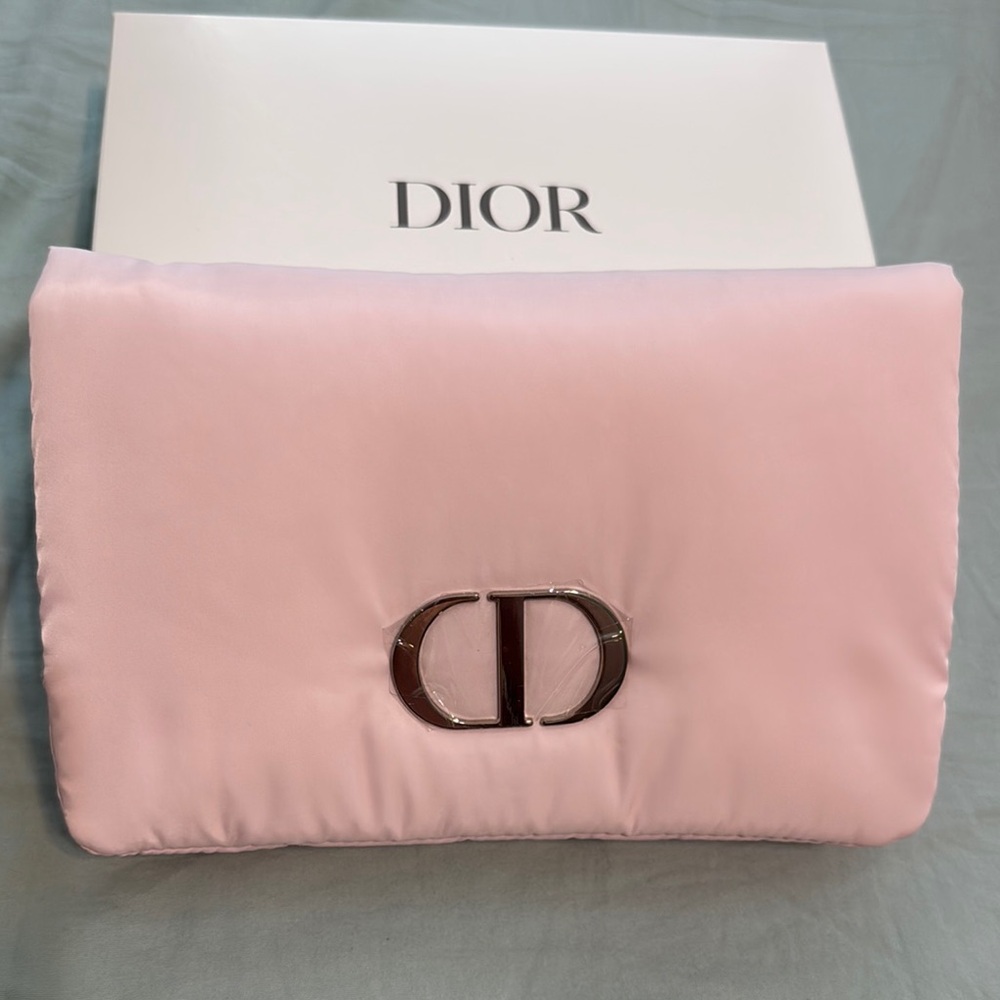 Dior Pink Clutch make up bag with Iconic CD Logo new in box!